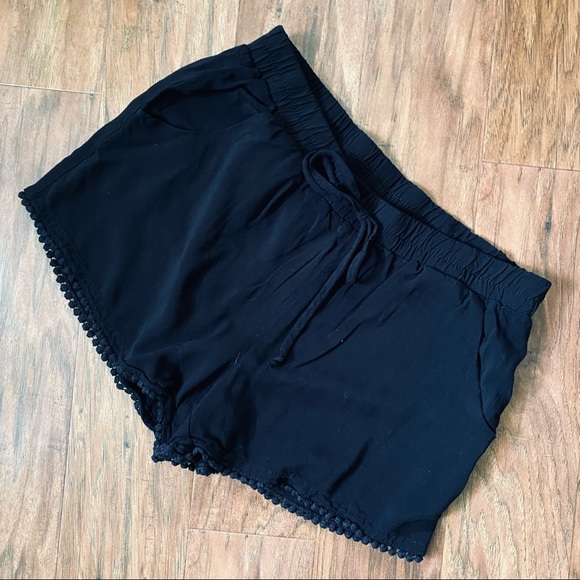 Bebop Black Pull on Shorts Sz Large - Picture 1 of 5